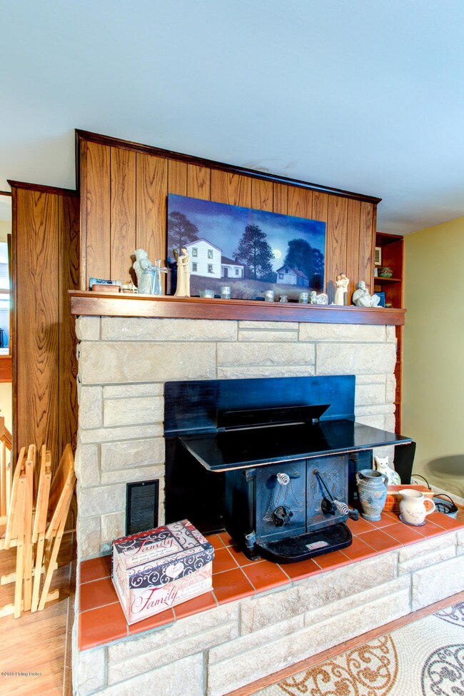 1327 Martin Rd-4