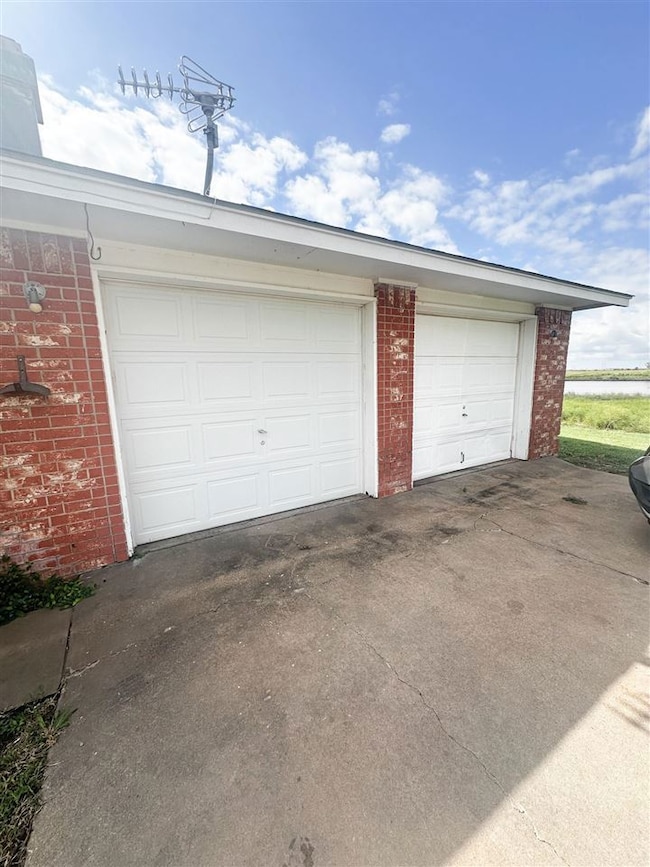 26032 E 1780 Rd, Walters, OK 73572 - photo 5