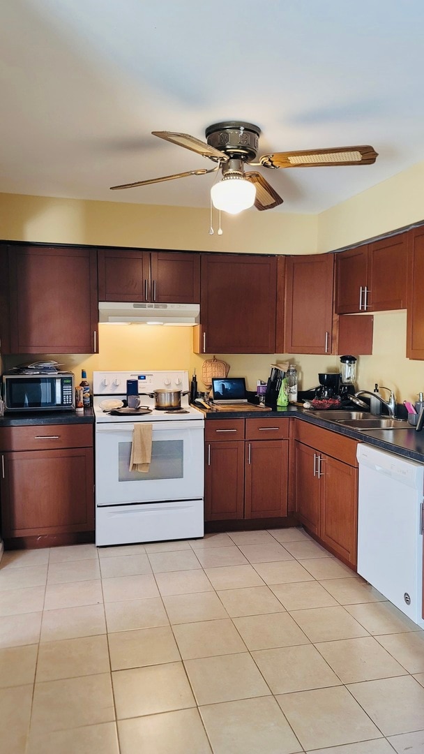 107 W Elk Trail unit 106, Carol Stream, IL 60188 - photo 7