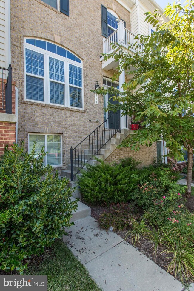 550 Jurgensen Place, Hyattsville, MD 20785 - photo 3