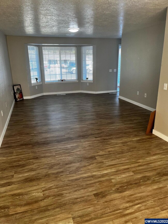 1216 Troy St NE, Keizer, OR 97303 - photo 4