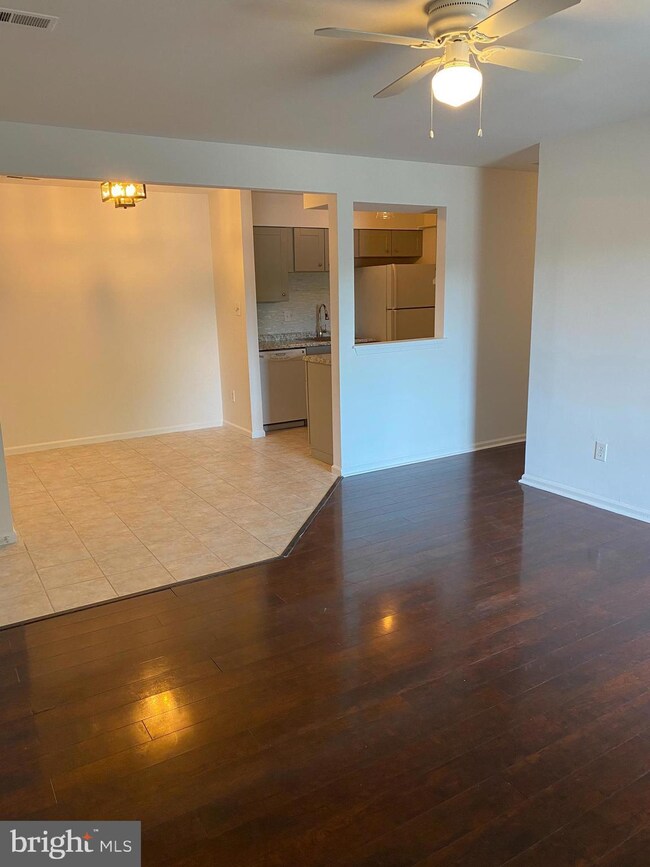 38 Buena Ct, Blackwood, NJ 08012 - photo 2