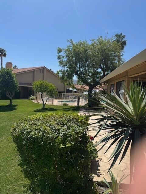 54 Maximo pool view