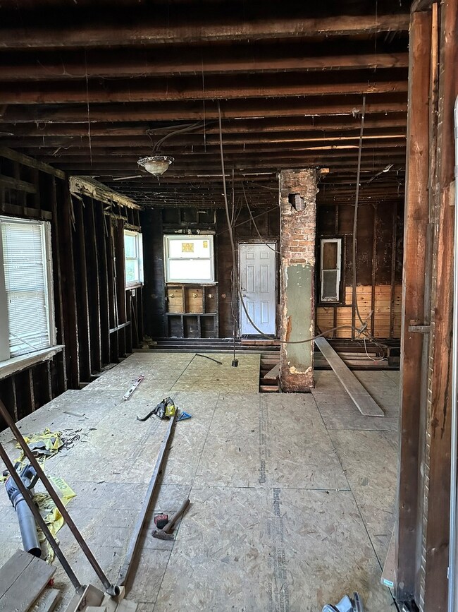 unlisted-address, Chicago, IL 60621 - photo 7