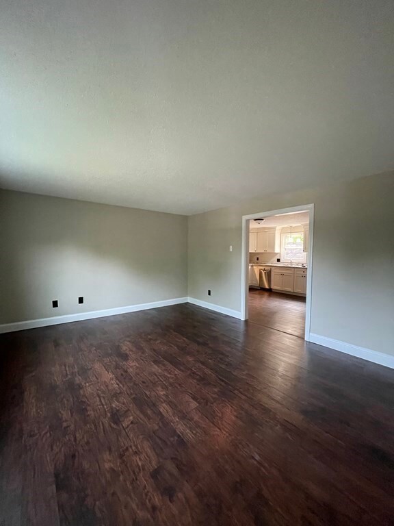 6 Wysocki Dr unit 20, Dudley, MA 01571 - photo 5