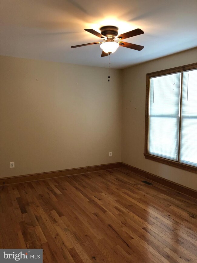 387 Laurel Hill Rd, Harpers Ferry, WV 25425 - photo 4