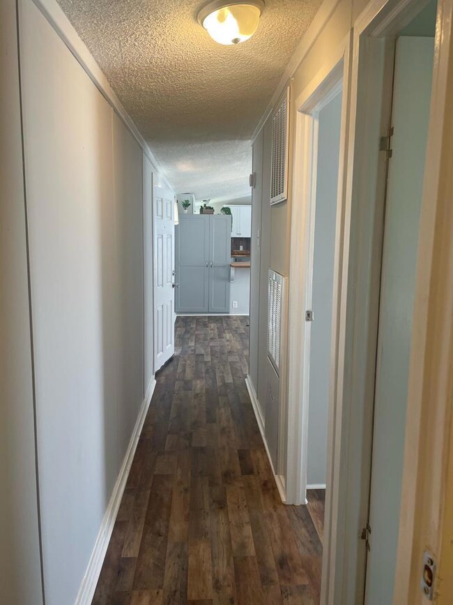 1015 Beechwood Dr, Jesup, GA 31545 - photo 7