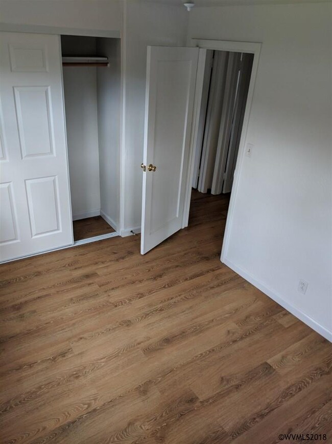 341 5th St, Lyons, OR 97358 - photo 6