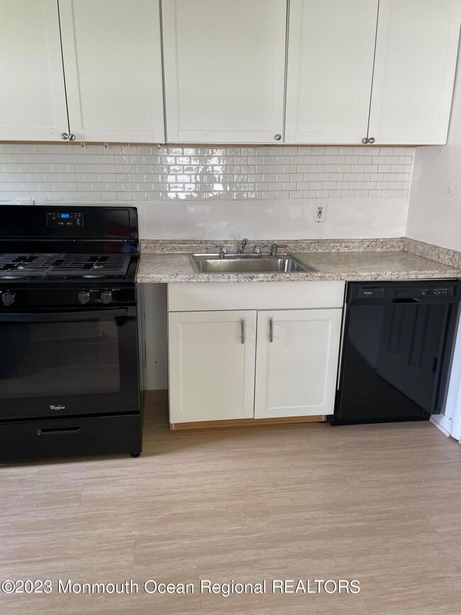 505 Myrtle Ave, Allenhurst, NJ 07711 - photo 4