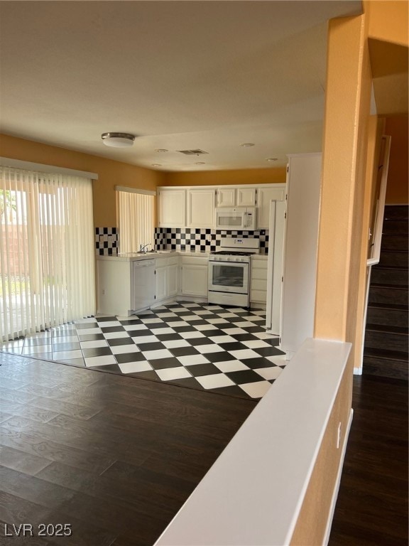 212 Silver Castle St, Las Vegas, NV 89144 - photo 6