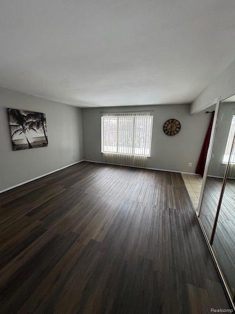 28020 Universal Dr unit A11, Warren, MI 48092 - photo 2