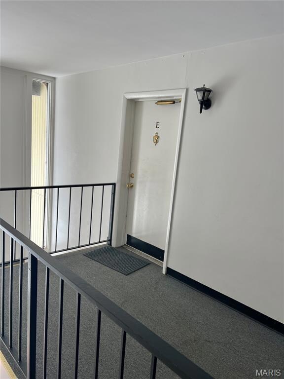 7601 Hazelcrest Dr unit E, Hazelwood, MO 63042 - photo 2