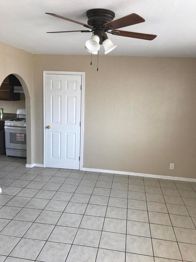 624 La Paz Dr, El Paso, TX 79915 - photo 4