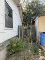 21471 Coyote Trail unit 10, Lago Vista, TX 78645 - photo 4