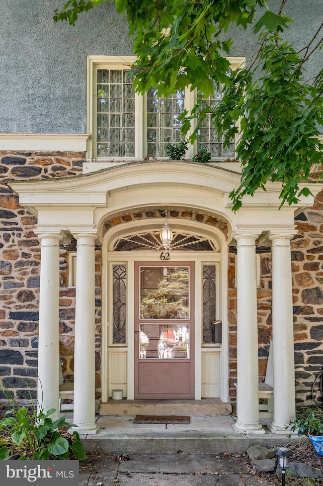 62 W Stratford Ave, Lansdowne, PA 19050 - photo 2