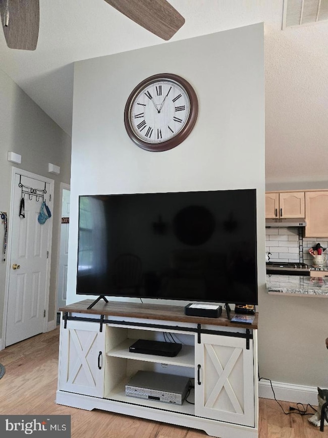 18216 Piedmont Dr, Cobb Island, MD 20625 - photo 6