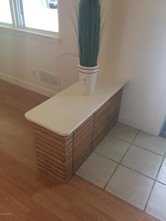 Ansley Dr 056