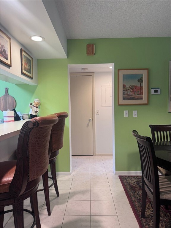 Breakfast bar