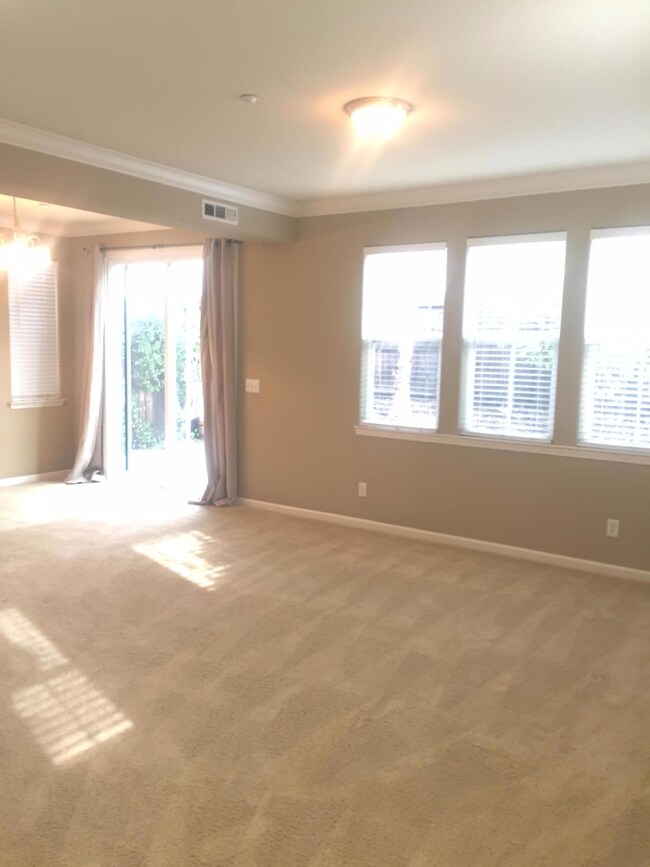 2333 Shining Star Way, Redding, CA 96003 - photo 4