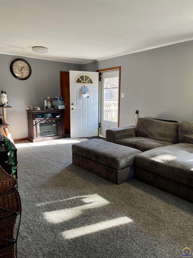 1806 SW 33rd St, Topeka, KS 66611 - photo 4
