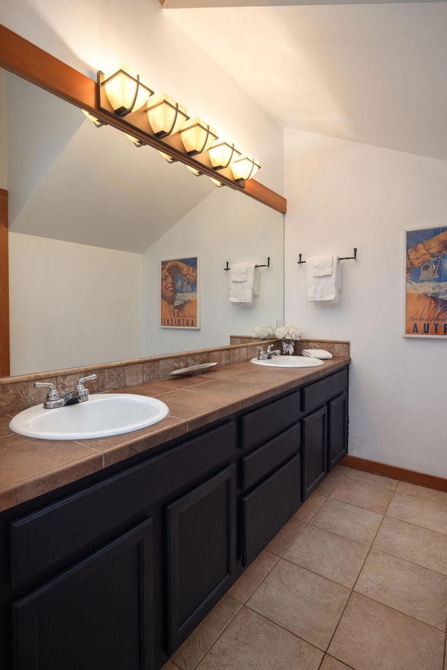 18575 SW Century Dr #729 (17 of 19)