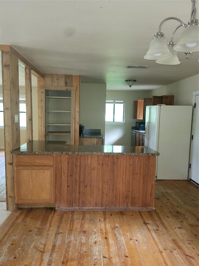 1209 Meander Rd, Granbury, TX 76049 - photo 6