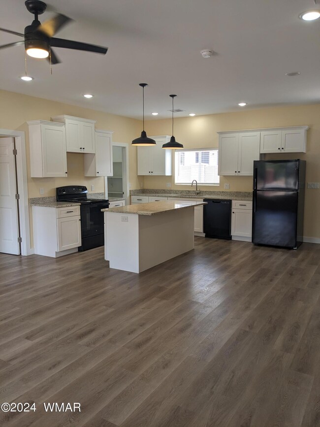 PXL_20240723_213808488.MP