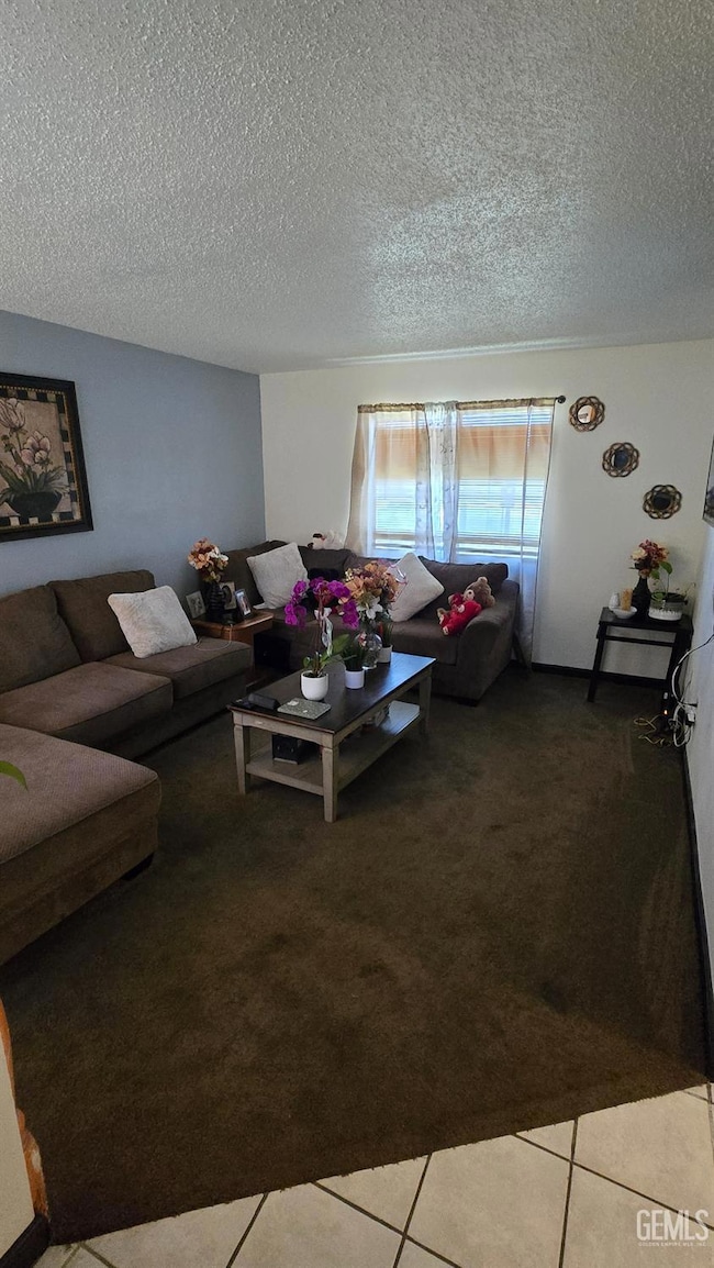 6021 Almendra Ave unit C, Bakersfield, CA 93309 - photo 4