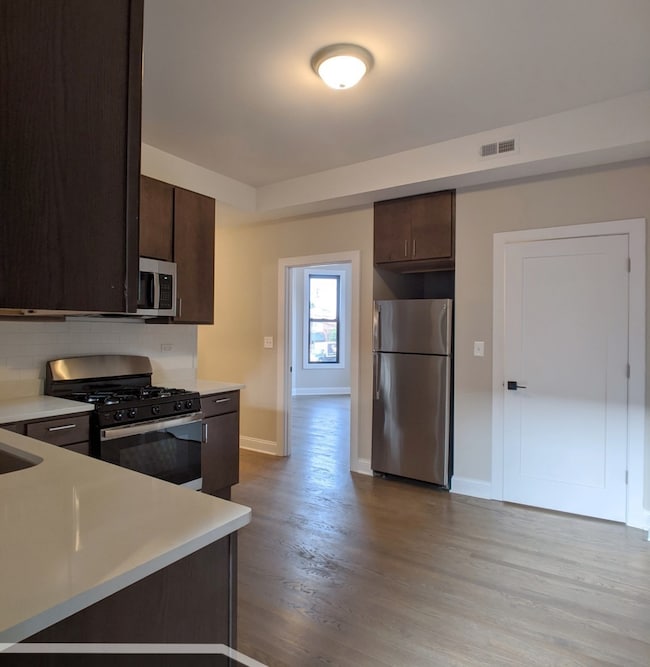 3401 W Fullerton Ave unit 2, Chicago, IL 60647 - photo 6