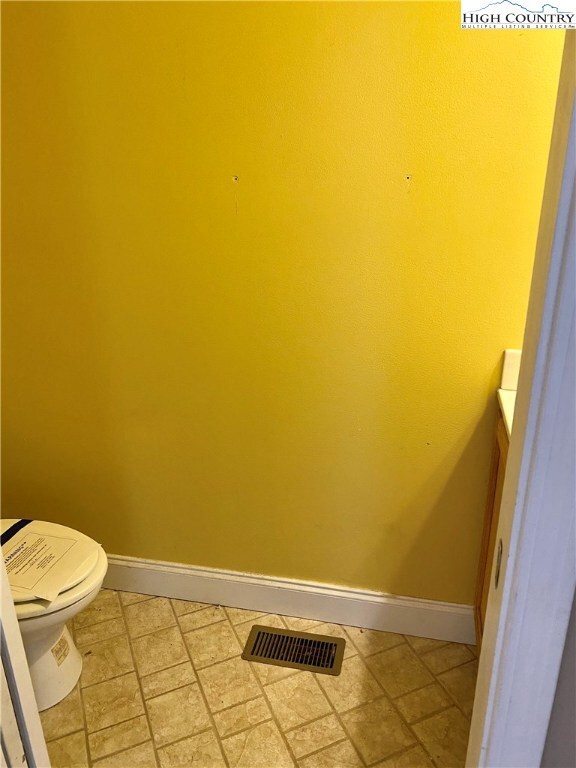 741 R C Cook Rd, Blowing Rock, NC 28605 - photo 4