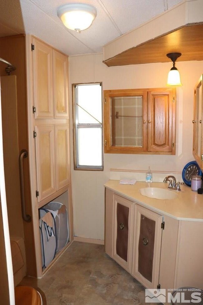 4230 Elm St, Winnemucca, NV 89445 - photo 7