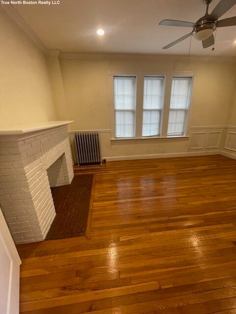 826 Fellsway unit 1, Medford, MA 02155 - photo 2