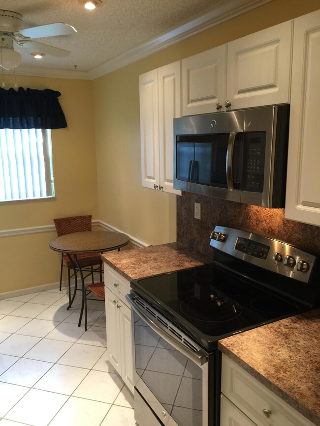Kitchen left