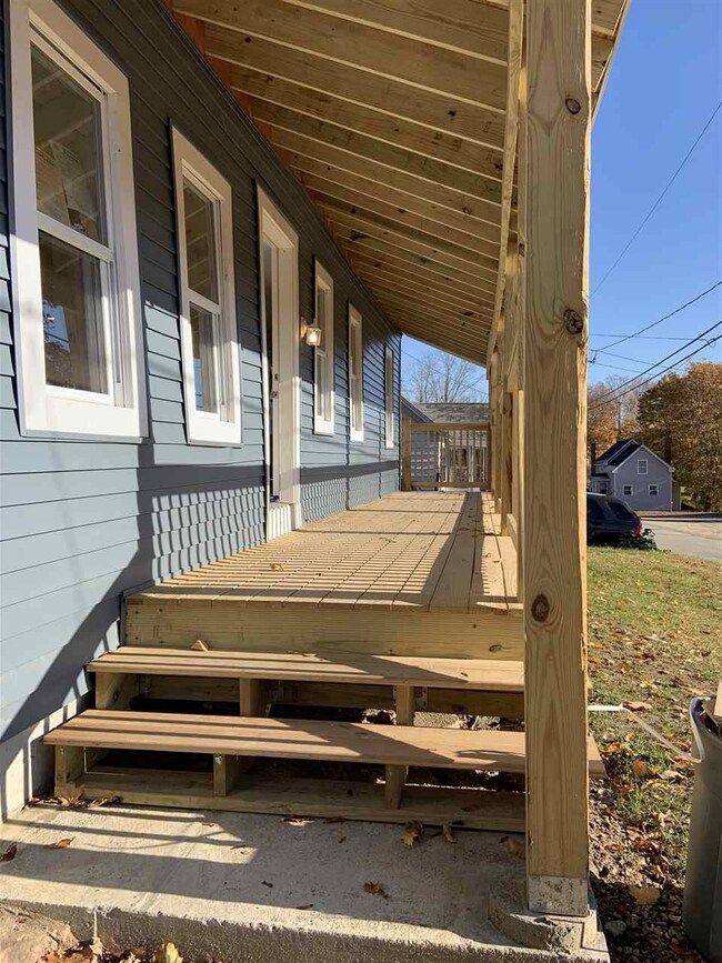 16 Watson St, Pittsfield, NH 03263 - photo 7