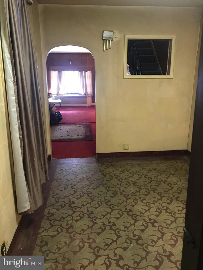 1249 Buttonwood St, Reading, PA 19604 - photo 6