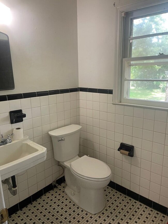 1303 S Lee St, Americus, GA 31709 - photo 7