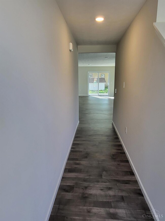 1005 N South St, Wilmington, OH 45177 - photo 3