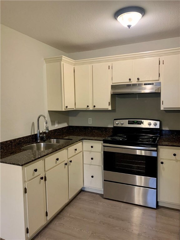 944 N Storer Ave unit 10, Fayetteville, AR 72701 - photo 6