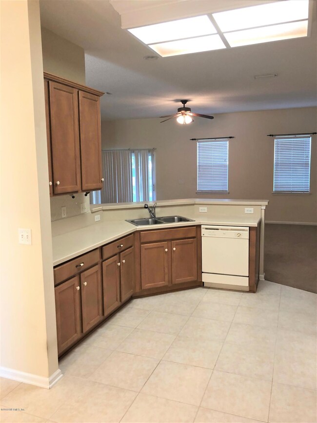 1794 chatham village2