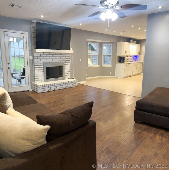 1918 S Bixby St, Sapulpa, OK 74066 - photo 3