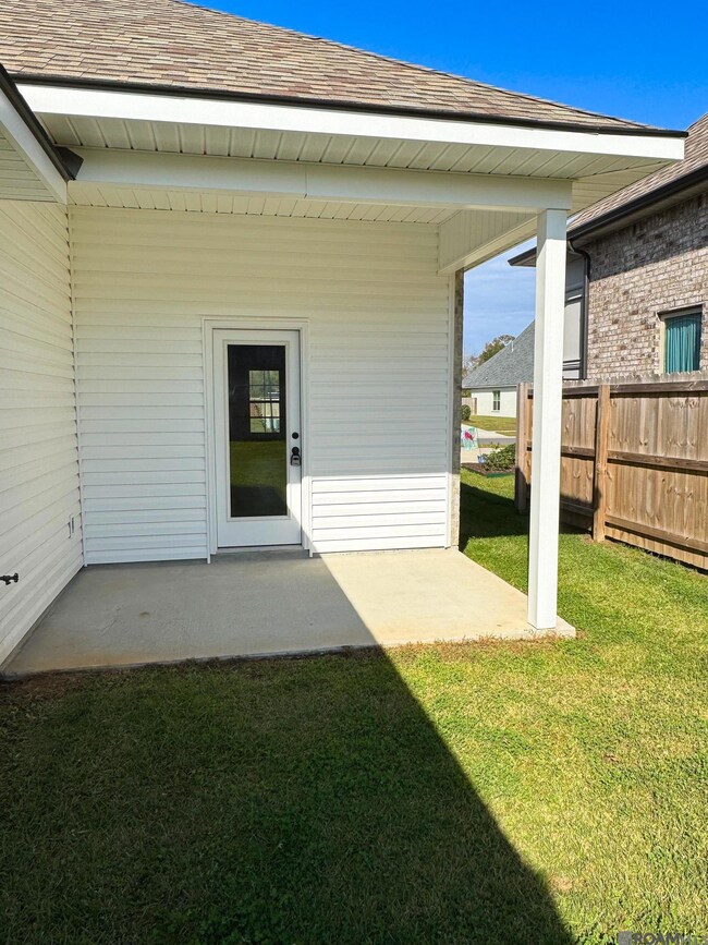 17048 Avocet Dr, Prairieville, LA 70769 - photo 6