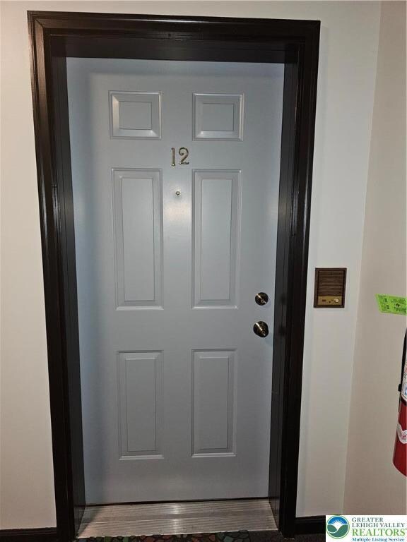 895 Cold Spring Rd unit 12, Allentown, PA 18103 - photo 2