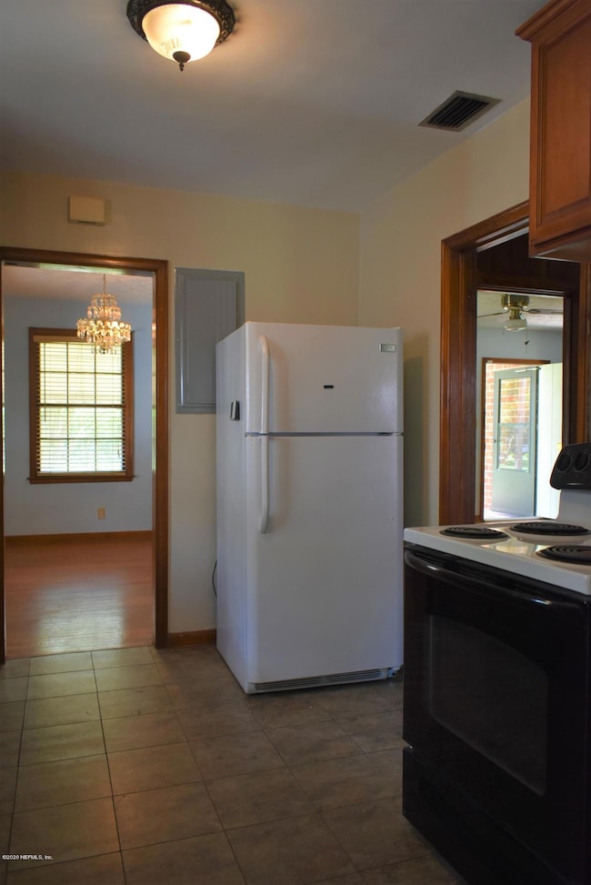 1746 Sefa Cir E, Jacksonville, FL 32210 - photo 7