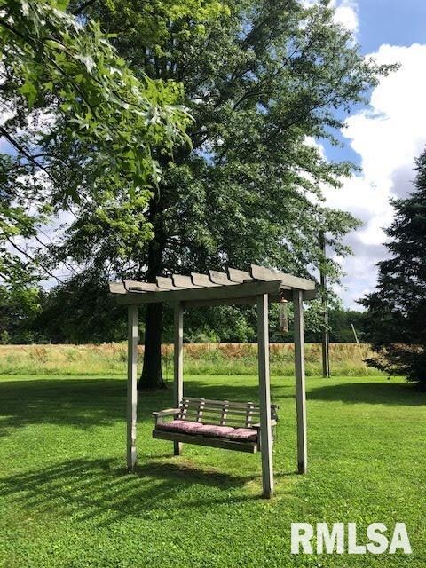 1731 Mount Zion Rd, Jacksonville, IL 62650 - photo 3