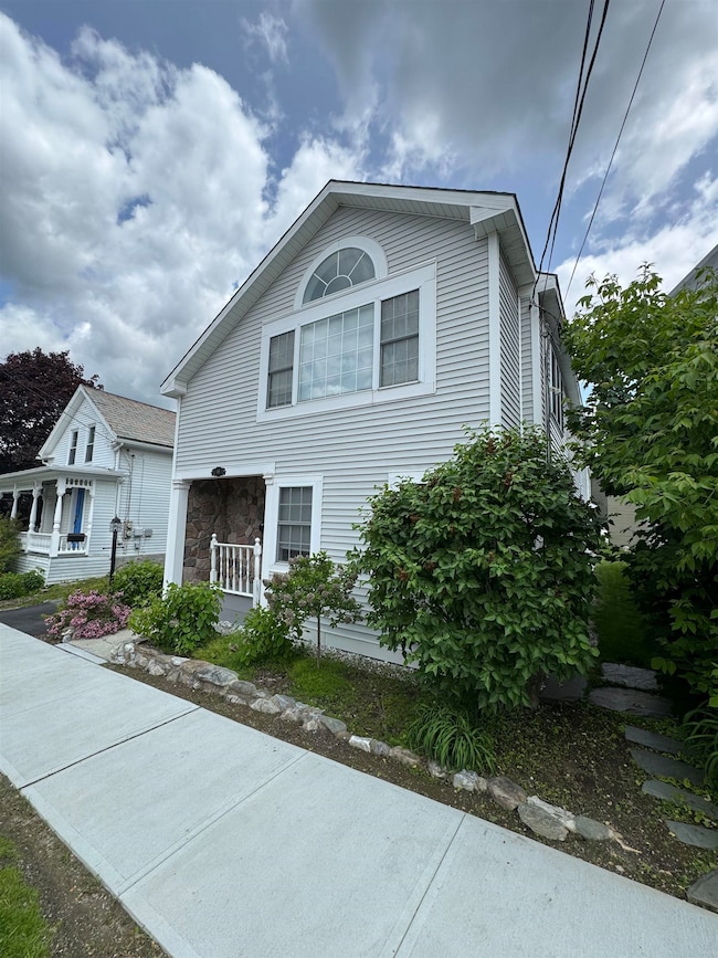 68 Forest St, Rutland, VT 05701 - photo 2