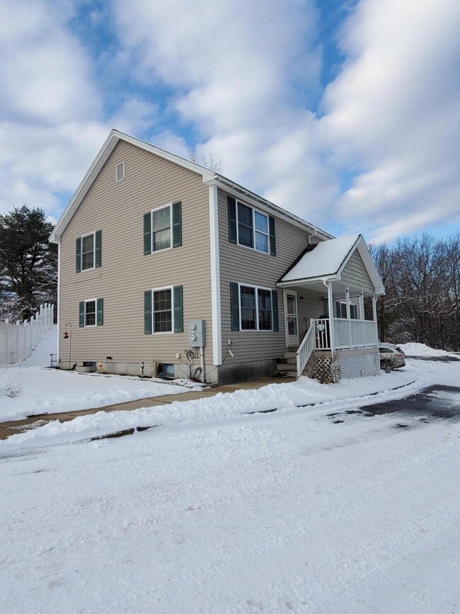 6 Meadow View unit 6B, Sanford, ME 04073 - photo 4