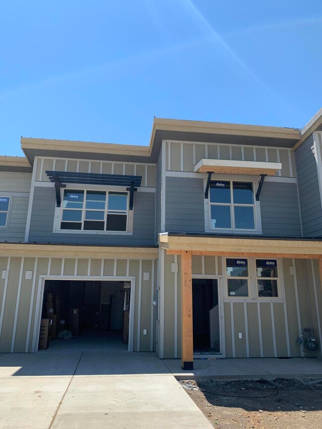 3606 SW Badger