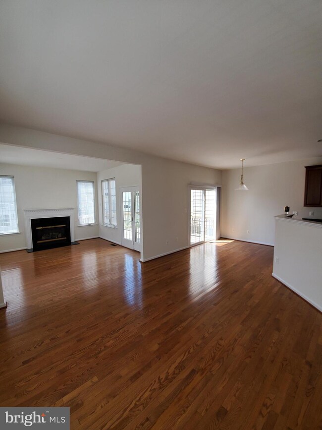 42713 Sandman Terrace, Chantilly, VA 20152 - photo 7