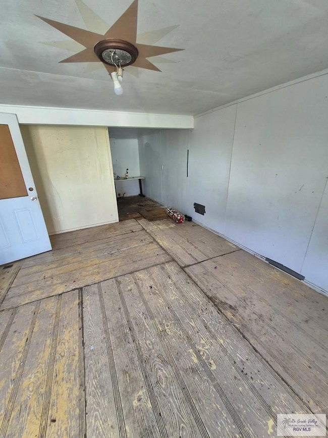 2734 E Taylor St unit Block 17/Lot 3, Brownsville, TX 78520 - photo 4