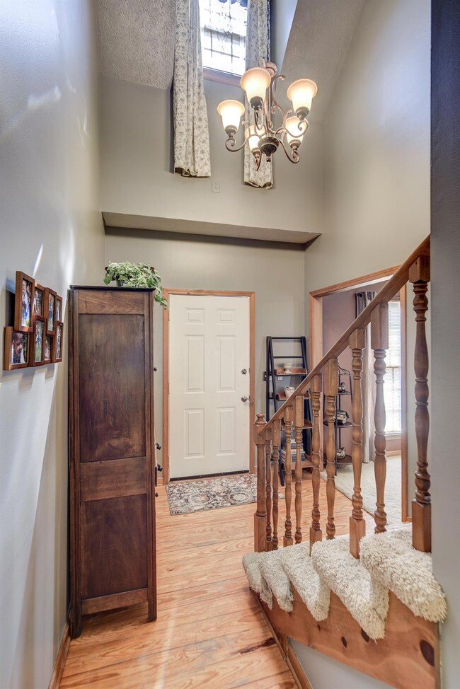 Open Two Story Entry Way 
